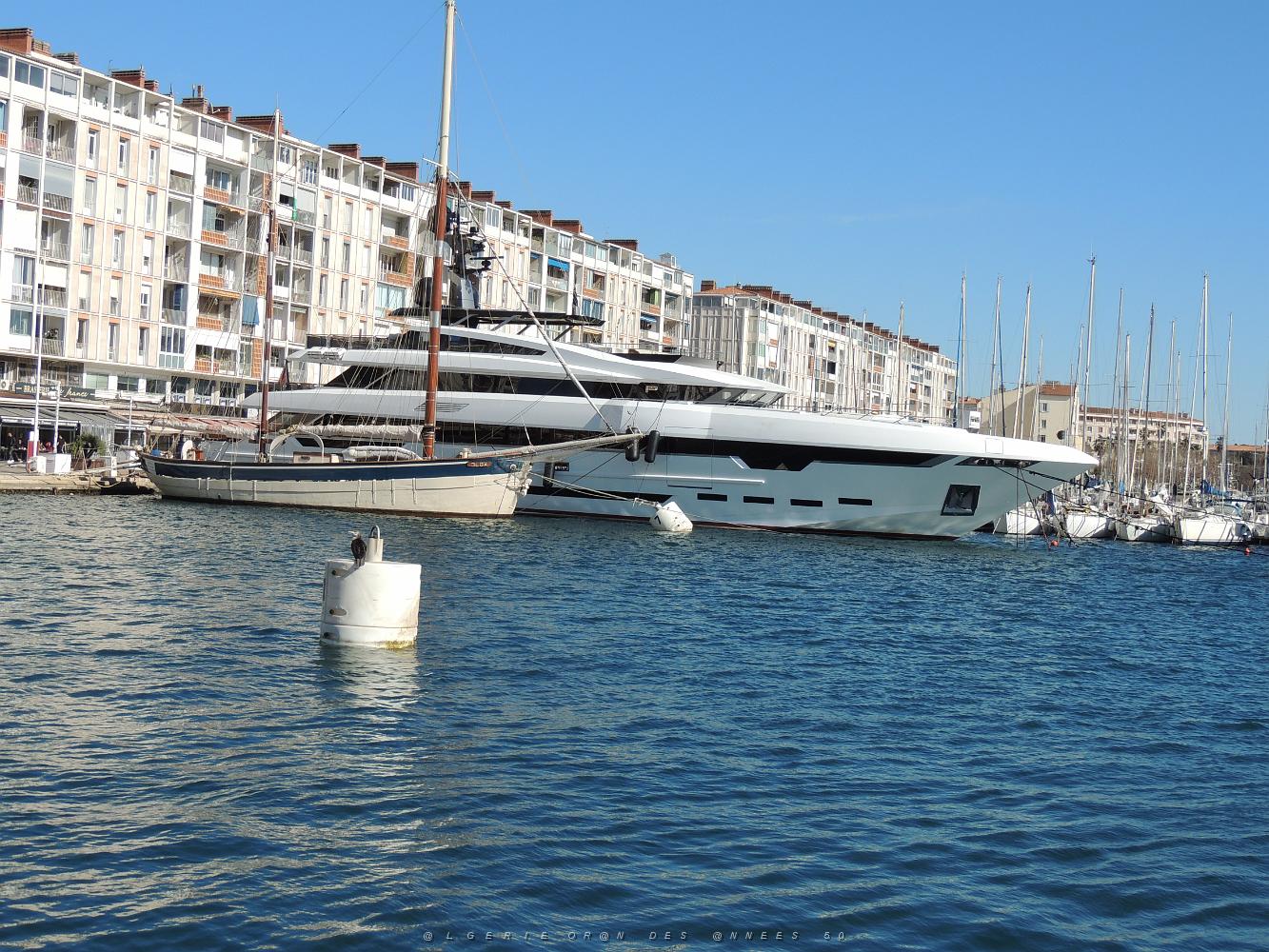 le port.JPG -           